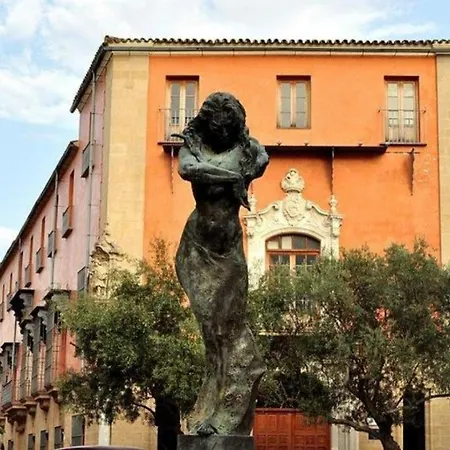 Miriam Costa De La Luz Daire