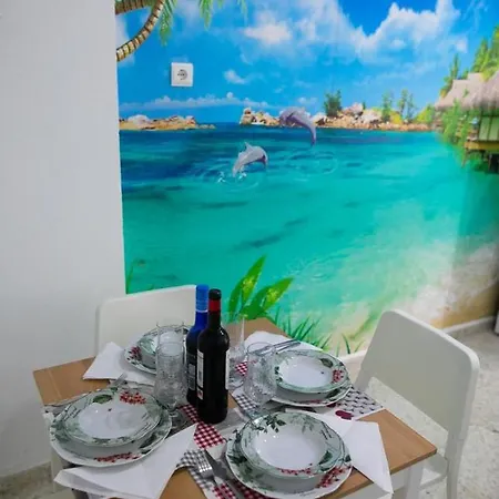 Miriam Costa De La Luz *